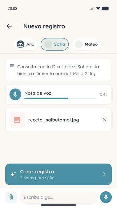 Pantalla de Kinali para registrar una consulta con voz, texto y una foto de la receta